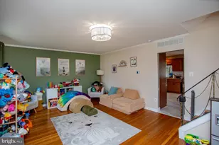 277 Edwards Dr, King of Prussia, PA 19406 - Photo 5