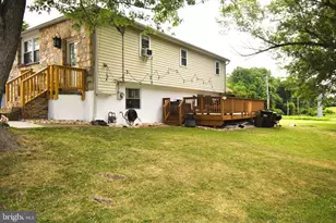 827 Pennbrook Ave, Lansdale, PA 19446 - Photo 3
