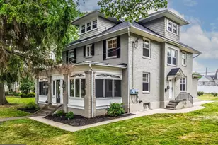 950 N Charlotte St, Pottstown, PA 19464 - Photo 1