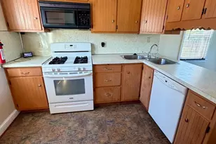 1421 Cherry Ln, Pottstown, PA 19464 - Photo 25