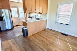 1421 Cherry Ln, Pottstown, PA 19464 - Photo 5