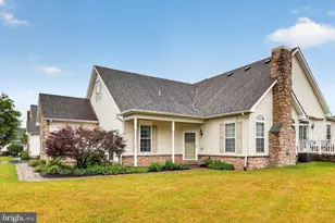 1108 Burgundy Cir, Pennsburg, PA 18073 - Photo 1