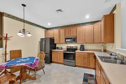 1108 Burgundy Circle, Pennsburg, PA 18073 - Photo 11