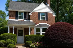 1516 Surrey Ln, Wynnewood, PA 19096 - Photo 1