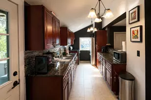 3033 Chestnut St, Lafayette Hill, PA 19444 - Photo 9