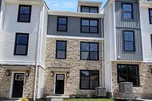 127 Cobblestone, Harleysville, PA 19438 - Photo 1