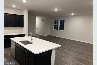 8 Egret Way, Phoenixville, PA 19460 - Photo 5
