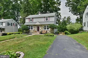 613 Beechwood Rd, Willow Grove, PA 19090 - Photo 3
