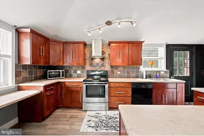 837 Woodbrook Lane, Plymouth Meeting, PA 19462 - Photo 3