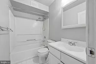 42 Kearney Dr, North Wales, PA 19454 - Photo 11