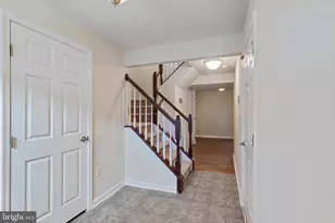 201 Susan Cir, North Wales, PA 19454 - Photo 7