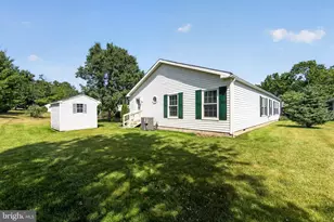 605 Village Way, Royersford, PA 19468 - Photo 9
