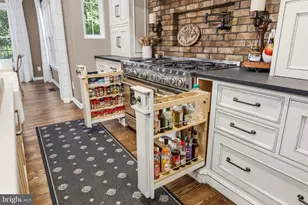 325 Sleepy Hollow Ct, Ambler, PA 19002 - Photo 15