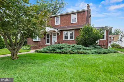 818 N Chestnut Street, Lansdale, PA 19446 - Photo 1