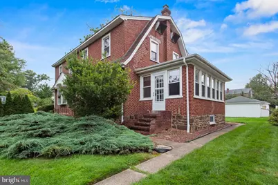 818 N Chestnut Street, Lansdale, PA 19446 - Photo 3