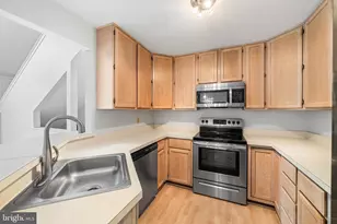 1804 Foxmeadow Cir, Royersford, PA 19468 - Photo 5