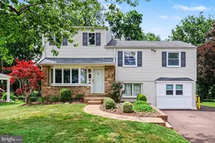 900 Woodlawn Dr, Lansdale, PA 19446 - Photo 1