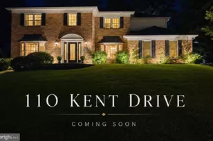110 Kent Dr, North Wales, PA 19454 - Photo 1