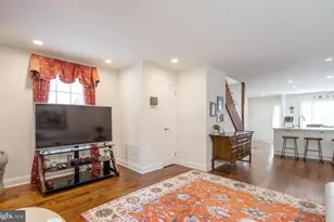 2074 Yorktown S, West Norriton, PA 19403 - Photo 9