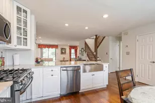 2074 Yorktown S, West Norriton, PA 19403 - Photo 7