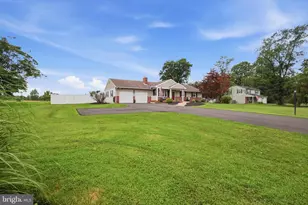 1595 Old Skippack Rd, Harleysville, PA 19438 - Photo 3