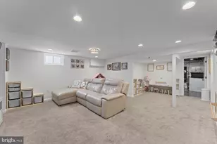 314 E Logan St, Norristown, PA 19401 - Photo 27