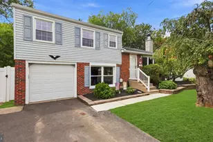 1126 Pinegrove Ave, Lansdale, PA 19446 - Photo 1