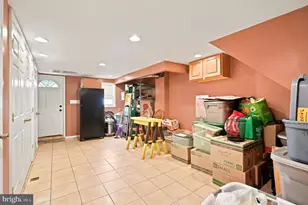1734 Calamia Dr, Norristown, PA 19401 - Photo 17