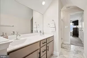 200 Honey Ln, Norristown, PA 19401 - Photo 13