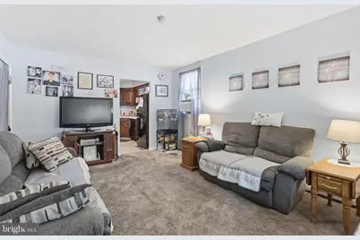 409 W Logan Street, Norristown, PA 19401 - Photo 9