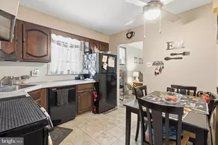 409 W Logan St, Norristown, PA 19401 - Photo 13