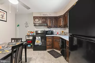 409 W Logan Street, Norristown, PA 19401 - Photo 33