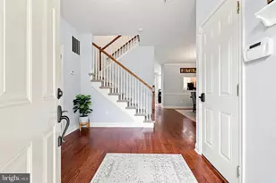 222 Barefield Ln, Conshohocken, PA 19428 - Photo 3