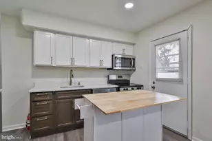 305 S Warminster Rd, Hatboro, PA 19040 - Photo 19