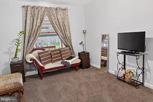 908 New Hope St, Norristown, PA 19401 - Photo 17