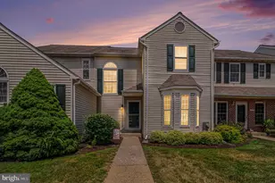 16 Village Dr, Schwenksville, PA 19473 - Photo 35
