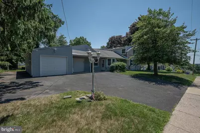 201 Abbeyview Avenue, Willow Grove, PA 19090 - Photo 39