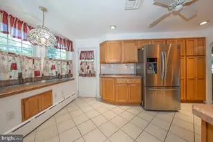 201 Abbeyview Ave, Willow Grove, PA 19090 - Photo 11