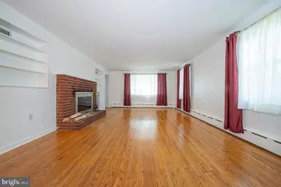 201 Abbeyview Avenue, Willow Grove, PA 19090 - Photo 7