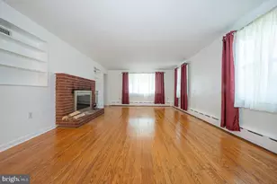 201 Abbeyview Ave, Willow Grove, PA 19090 - Photo 7