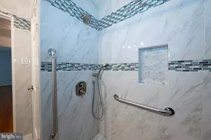 201 Abbeyview Ave, Willow Grove, PA 19090 - Photo 27