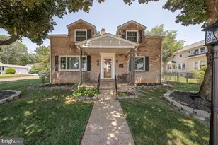 201 Abbeyview Ave, Willow Grove, PA 19090 - Photo 1