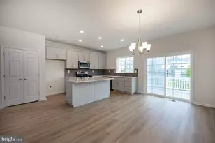 412 Ridgewood Dr, Royersford, PA 19468 - Photo 11