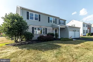 140 Elio Cir, Royersford, PA 19468 - Photo 5