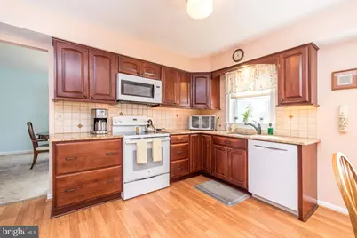 140 Elio Circle, Royersford, PA 19468 - Photo 9
