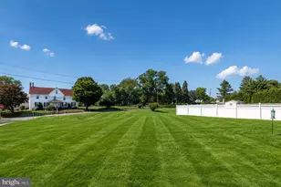 140 Elio Cir, Royersford, PA 19468 - Photo 31