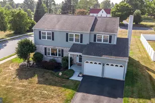 140 Elio Cir, Royersford, PA 19468 - Photo 1