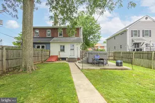 742 W 3rd St, Lansdale, PA 19446 - Photo 41