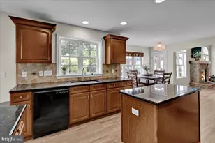 165 Sycamore Blvd, Pottstown, PA 19464 - Photo 17