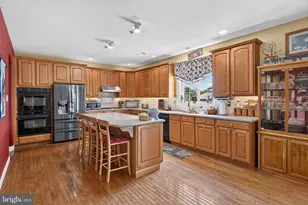 2180 Squirrel Hill Rd, Schwenksville, PA 19473 - Photo 15
